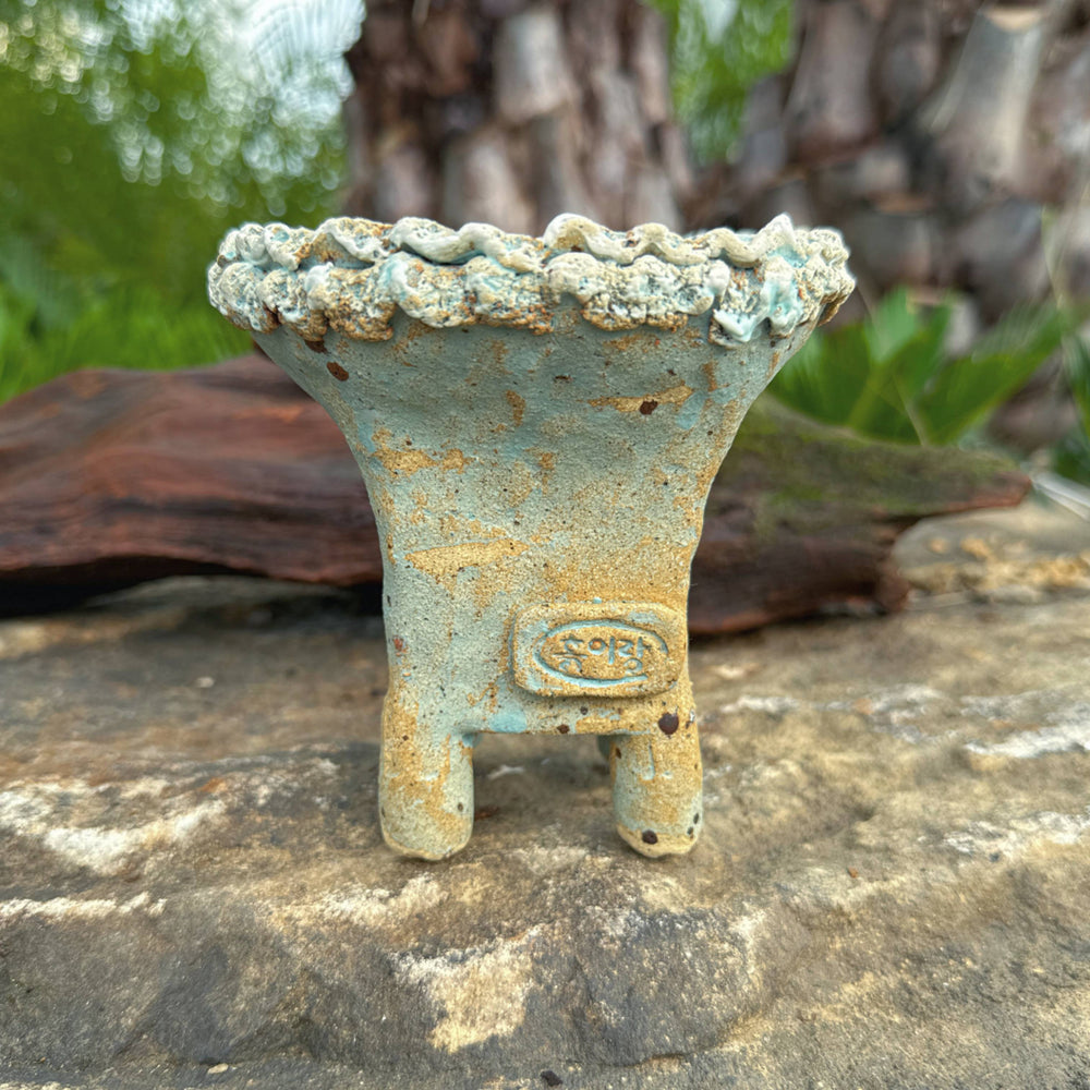 Jurian Handcrafted Pot- Sky Blue Classic Taper