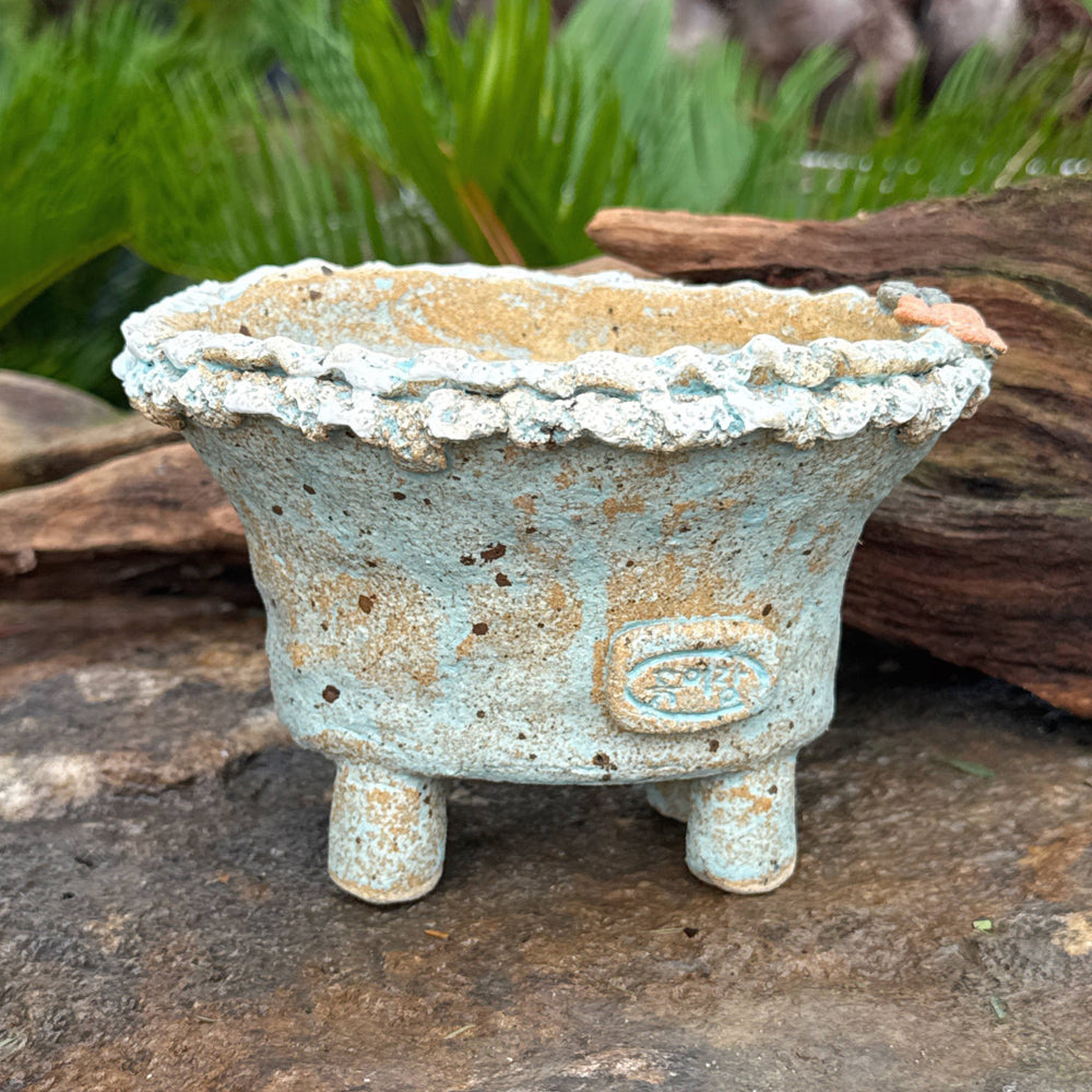 Jurian Handcrafted Pot- Sky Blue Short Oval