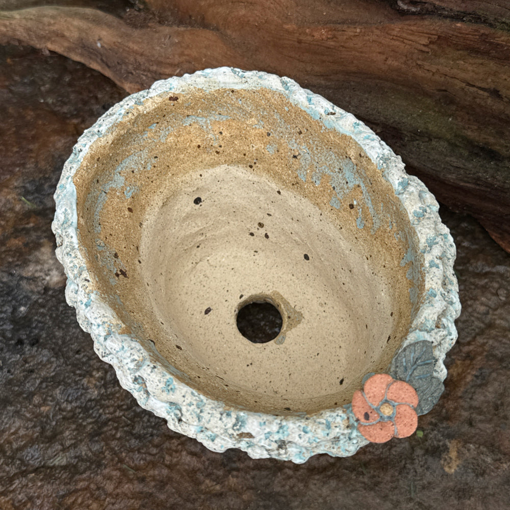 Jurian Handcrafted Pot- Sky Blue Short Oval