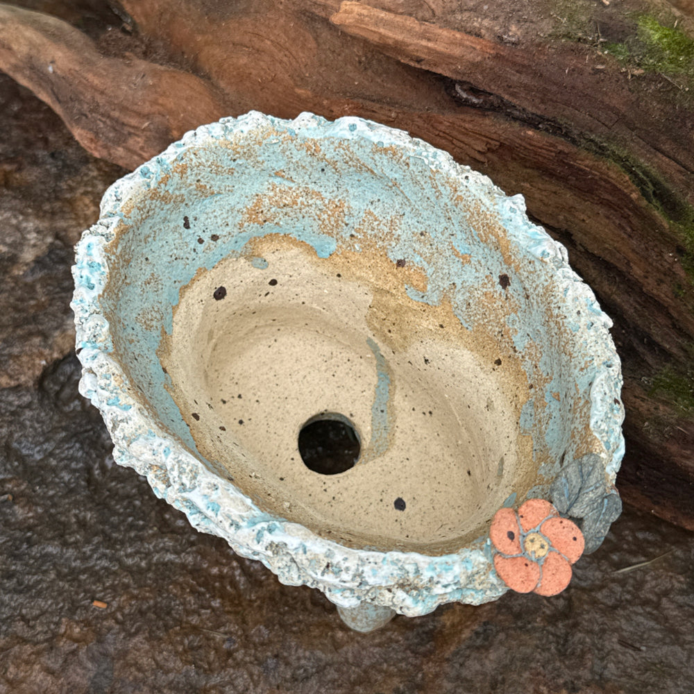 Jurian Handcrafted Pot- Sky Blue Short Oval