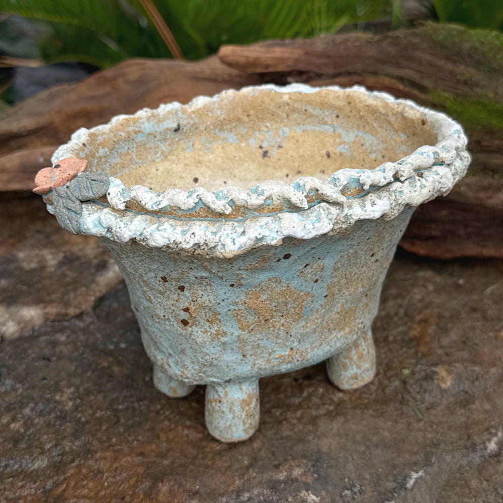 Jurian Handcrafted Pot- Sky Blue Short Oval