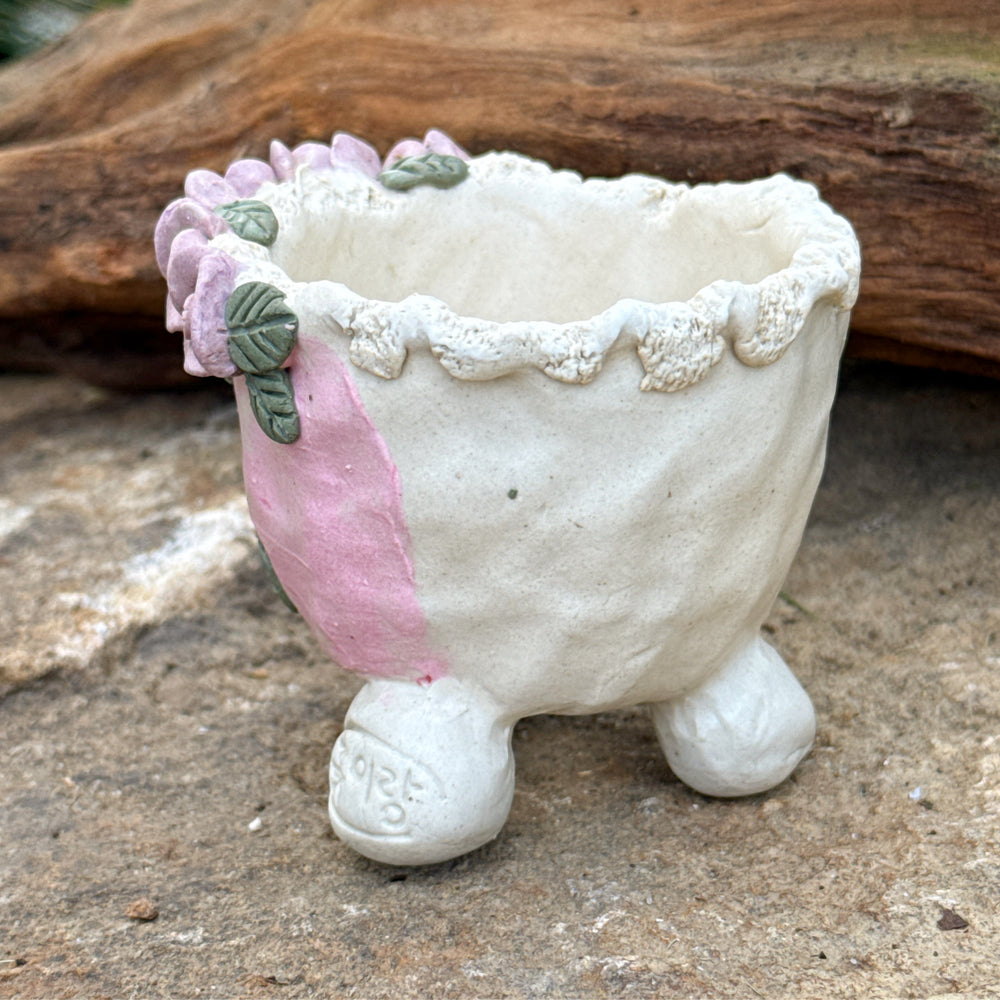 Jurian Handcrafted Pot- Lavender Flower Rim