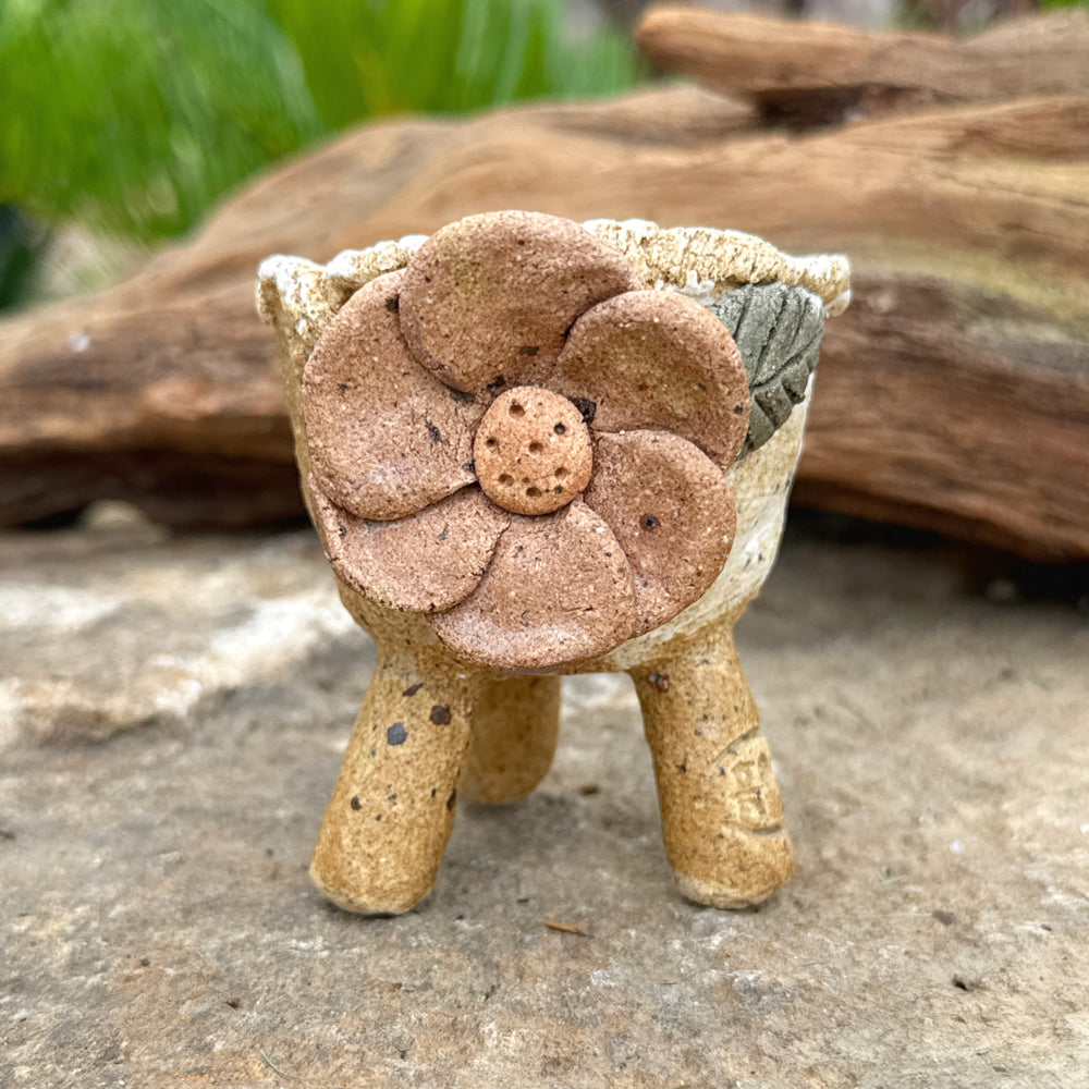 Jurian Handcrafted Pot- Neutral Flower