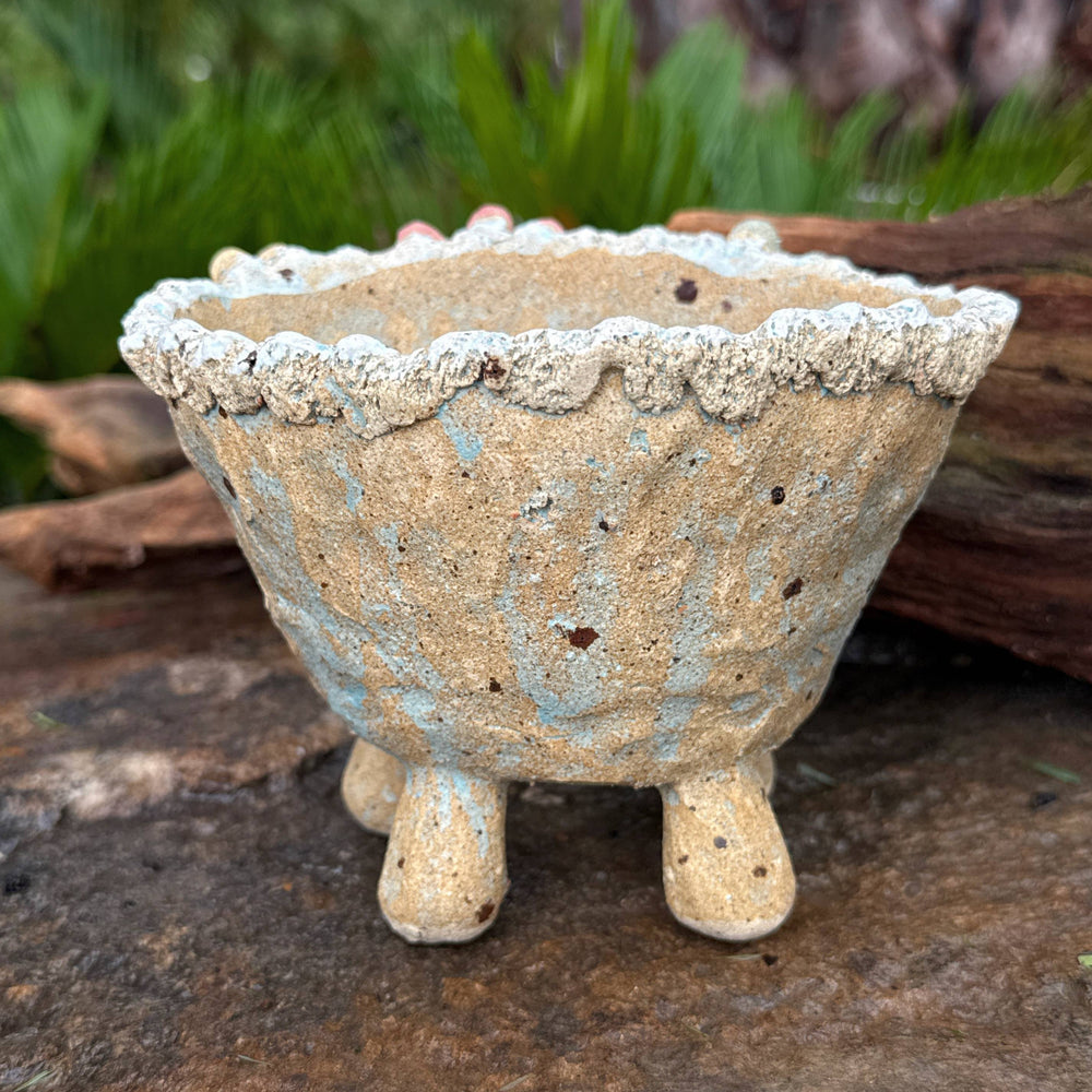 Jurian Handcrafted Pot- Sky Blue Flowers