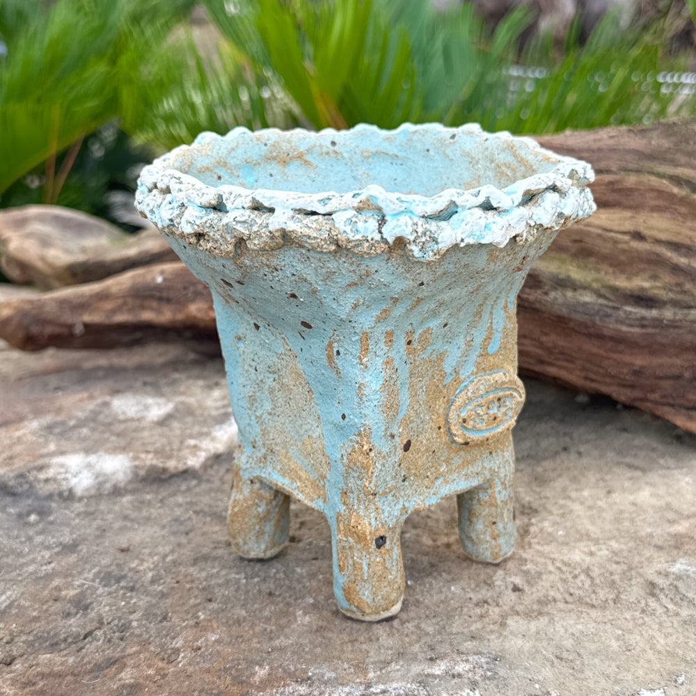 Jurian Handcrafted Pot- Sky Blue Classic Taper