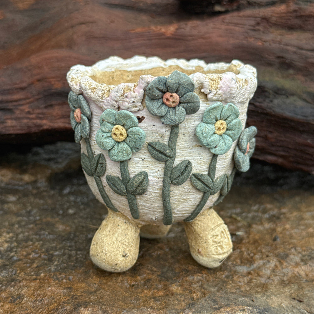 Jurian Handcrafted Pot- Blue Flowers