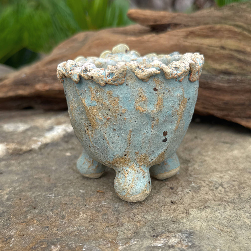 Jurian Handcrafted Pot- Seafoam Flowers