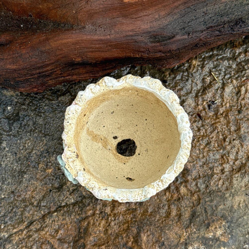 Jurian Handcrafted Pot- Blue Flowers