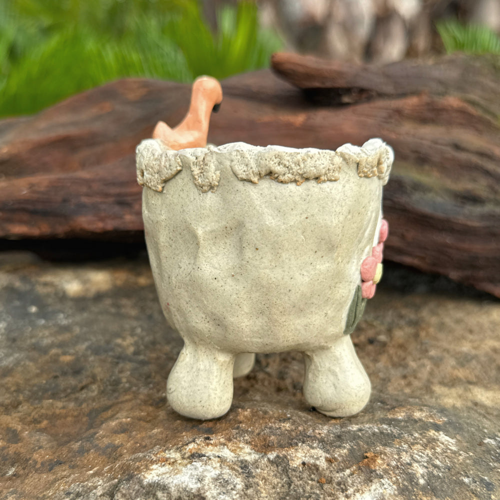 Jurian Handcrafted Pot- Flamingo