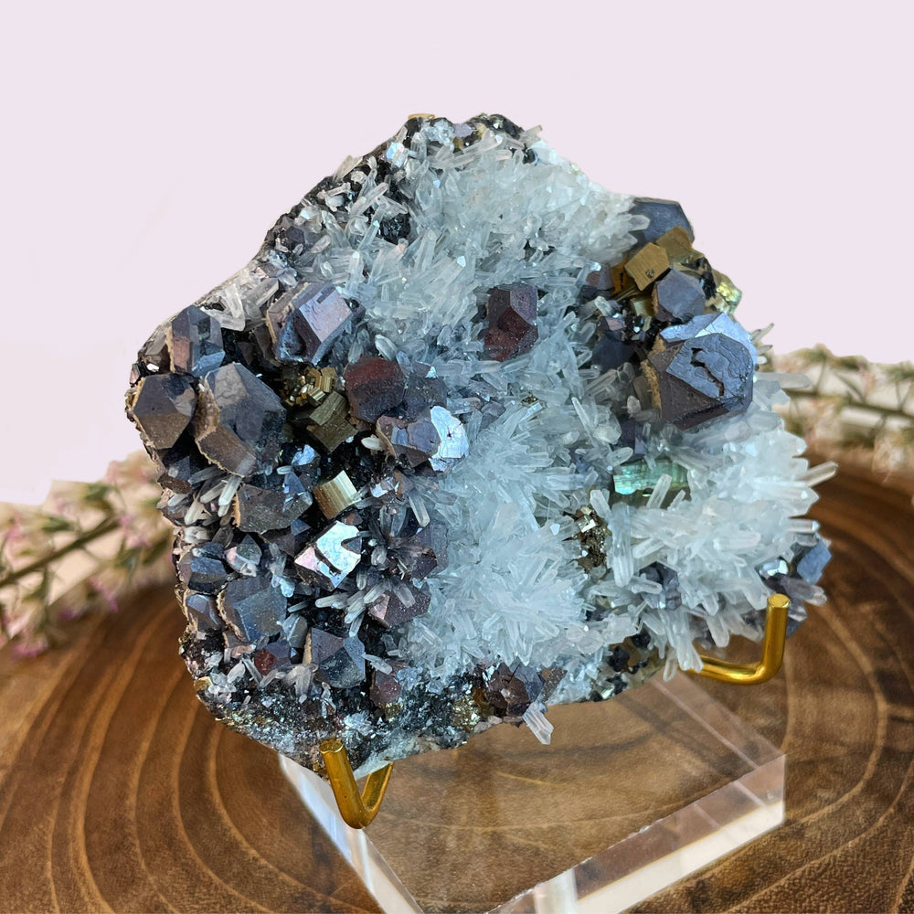 Quartz, Galena, Chalcopyrite