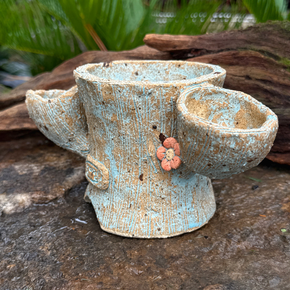 Jurian Handcrafted Pot- Three Hole Planter