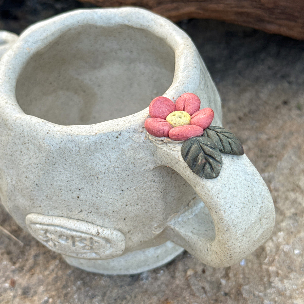 Jurian Handcrafted Teapot