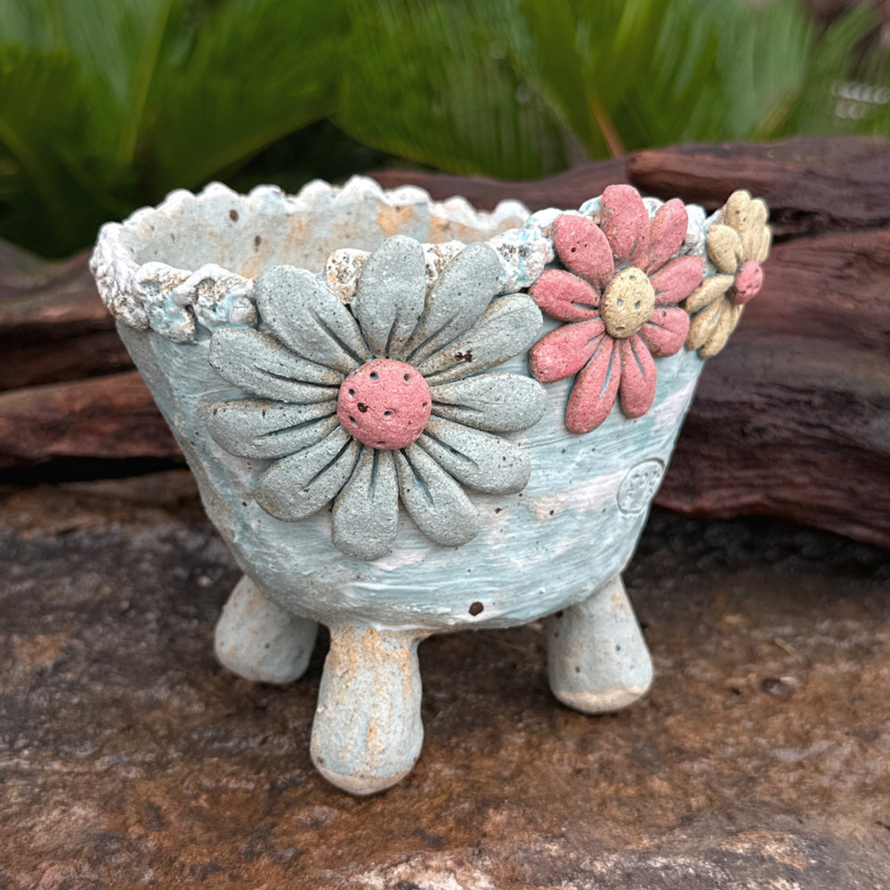 Jurian Handcrafted Pot- Sky Blue Flowers