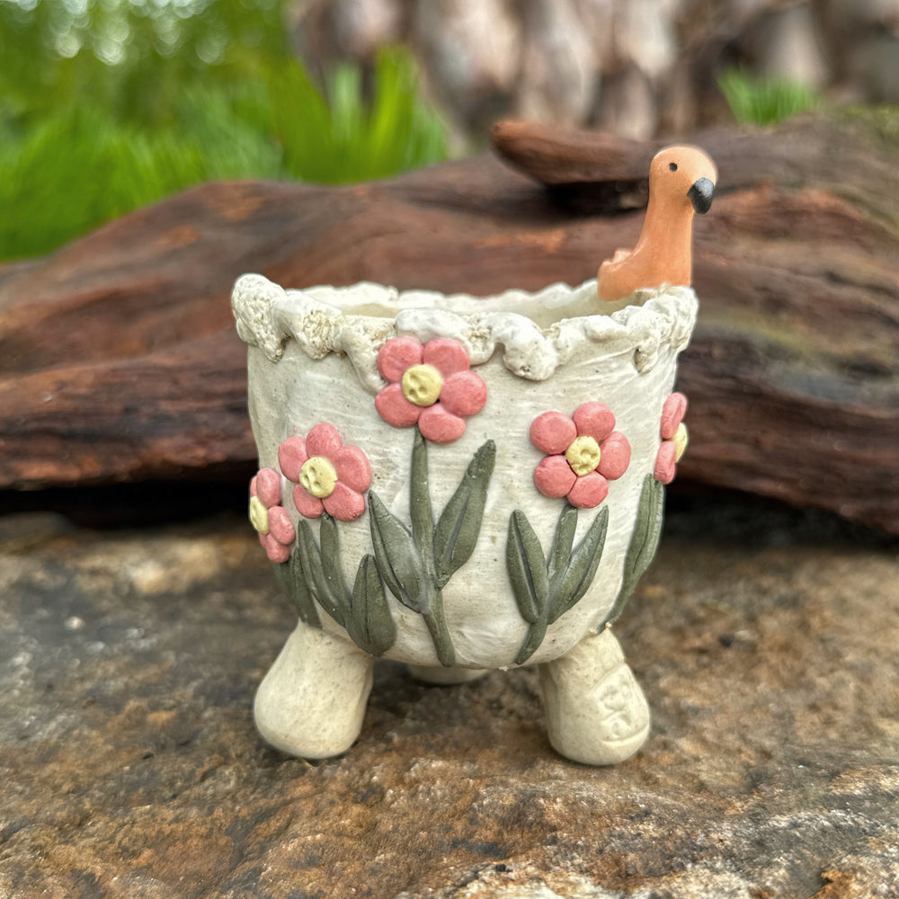 Jurian Handcrafted Pot- Flamingo