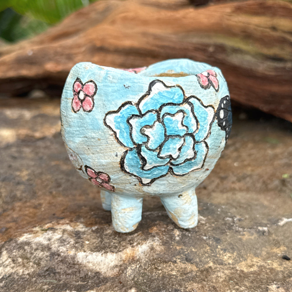 Jurian Handcrafted Pot- Small Blue Butterfly