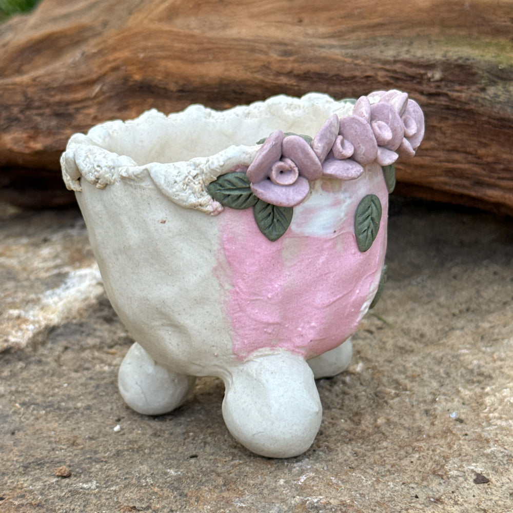 Jurian Handcrafted Pot- Lavender Flower Rim