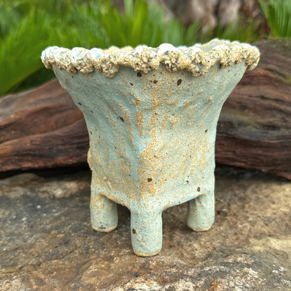 Jurian Handcrafted Pot- Sky Blue Classic Taper