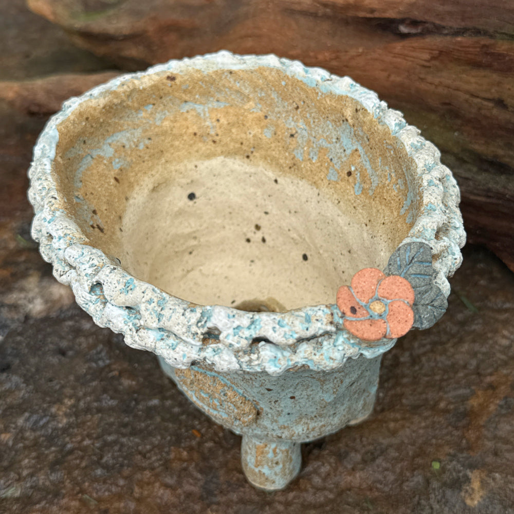 Jurian Handcrafted Pot- Sky Blue Short Oval