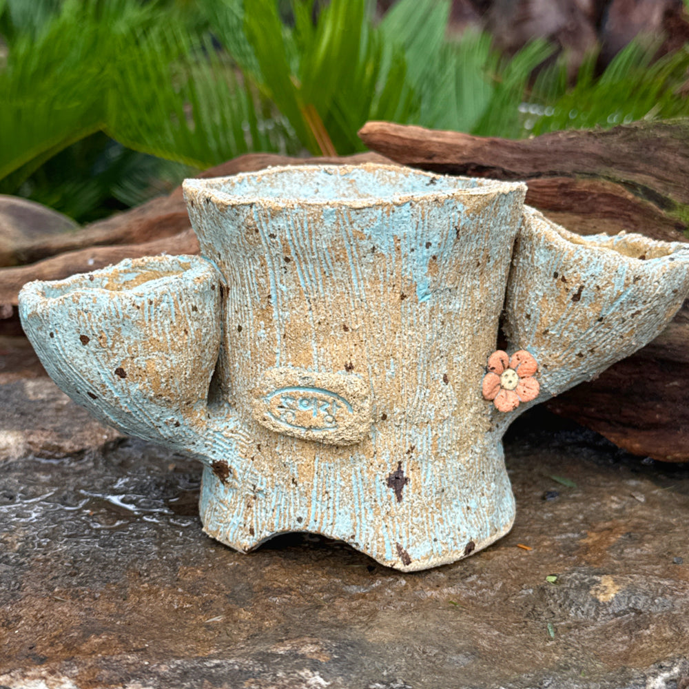 Jurian Handcrafted Pot- Three Hole Planter