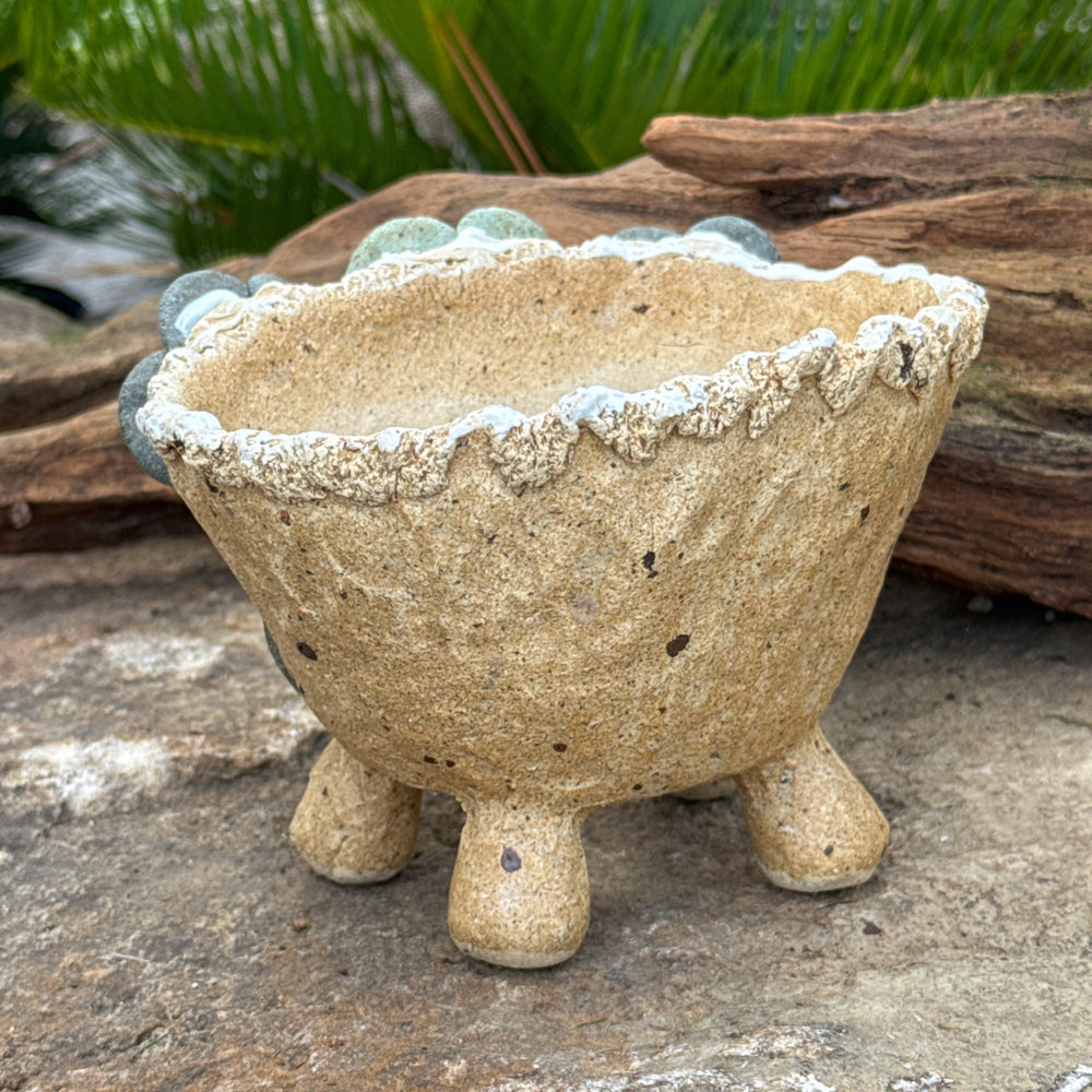 Jurian Handcrafted Pot- Trio of Blue Flowers