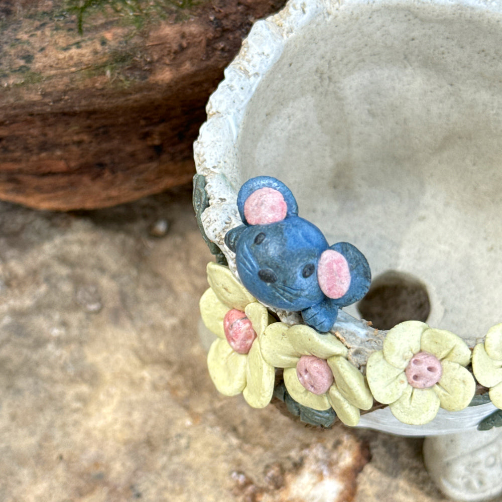 Jurian Handcrafted Pot- Blue Mouse