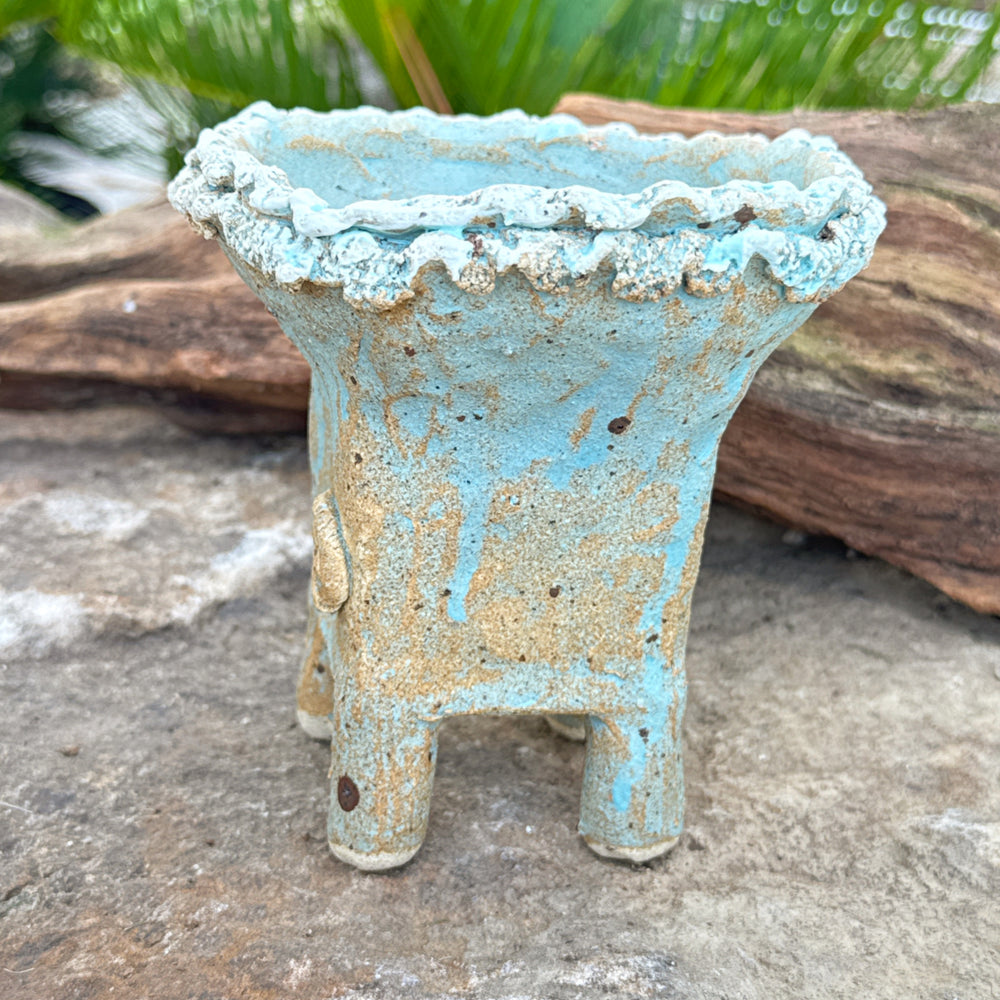 Jurian Handcrafted Pot- Sky Blue Classic Taper