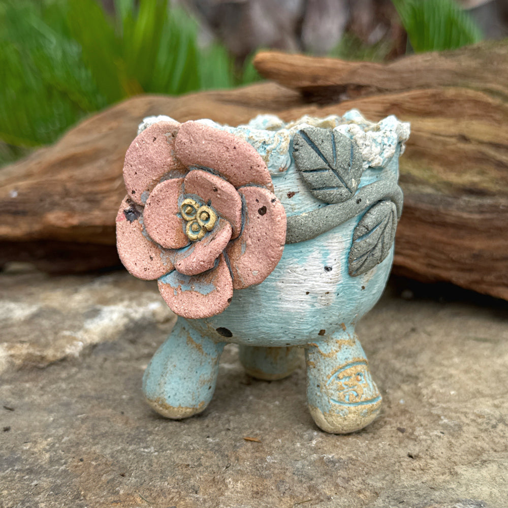 Jurian Handcrafted Pot- Rose