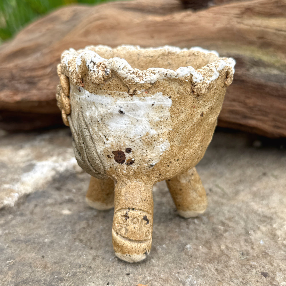 Jurian Handcrafted Pot- Small Sunflower