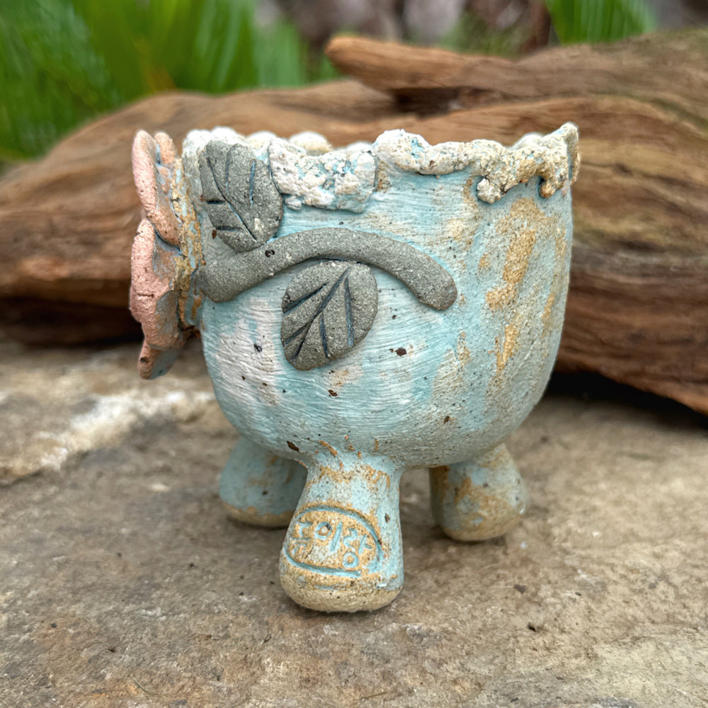 Jurian Handcrafted Pot- Rose