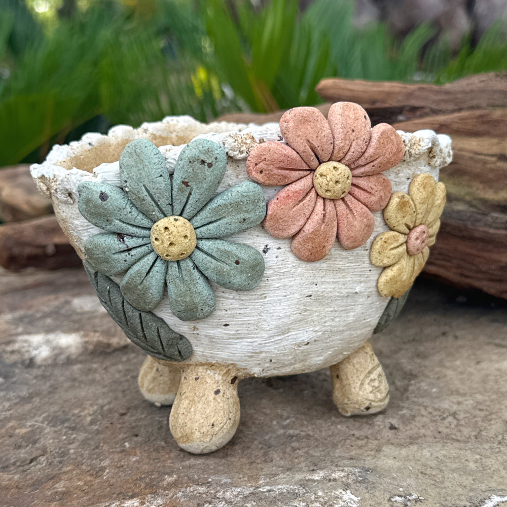 Jurian Handcrafted Pot- Trio of Flowers on Ivory