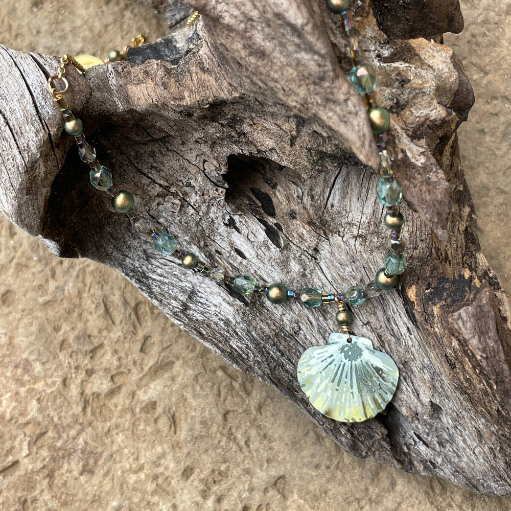 Shelby Beaded Pendant Necklace (Sage)