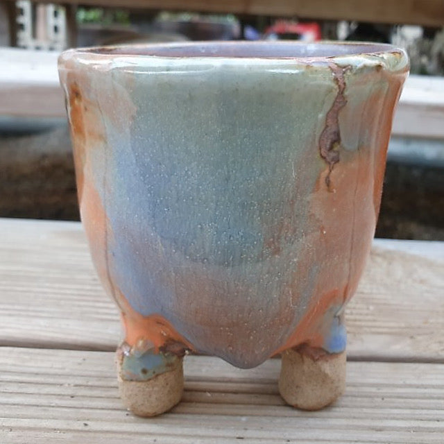 Handcrafted and Handglazed Pottery