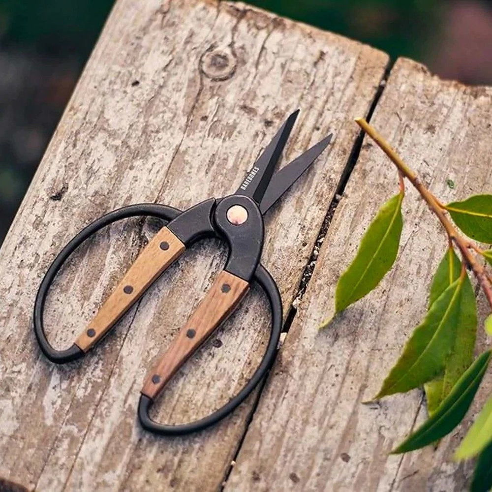 BLACK FRIDAY JUST CART! Walnut Garden Scissors